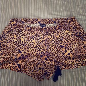 a.n.a cheetah print shorts. Size XL.
